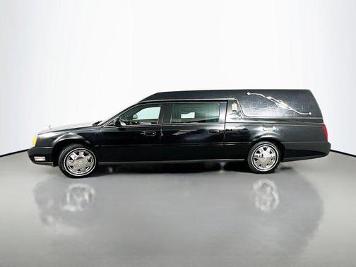 2003 Cadillac DeVille Base