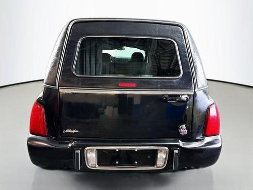 2003 Cadillac DeVille Base