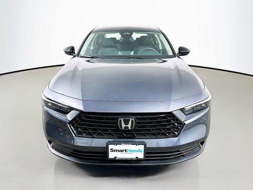 Meteorite Gray Metallic 2026 Honda Accord SE