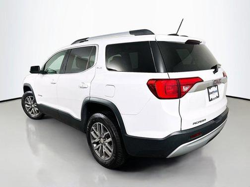 2019 GMC Acadia SLE-2