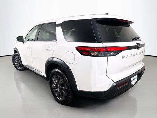 2023 Nissan Pathfinder S 4WD