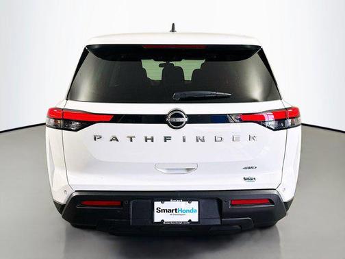 2023 Nissan Pathfinder S 4WD