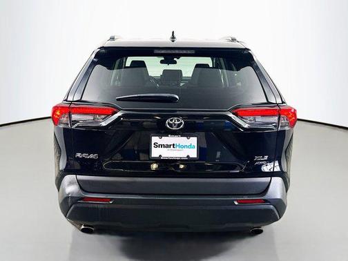 Midnight Black Metallic 2020 Toyota RAV4 XLE