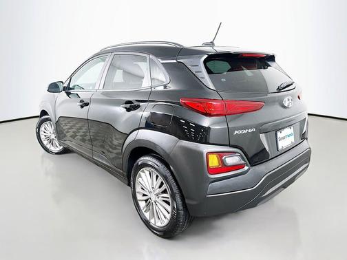 Ultra Black 2020 Hyundai KONA SEL