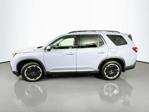 Gray Pearl 2026 Honda Pilot Touring 8-Passenger