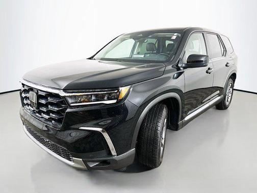 Crystal Black Pearl 2023 Honda Pilot AWD EX-L 7 Passenger
