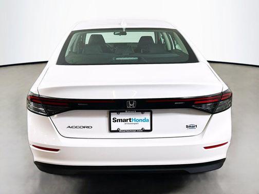 2025 Honda Accord LX 1.5T