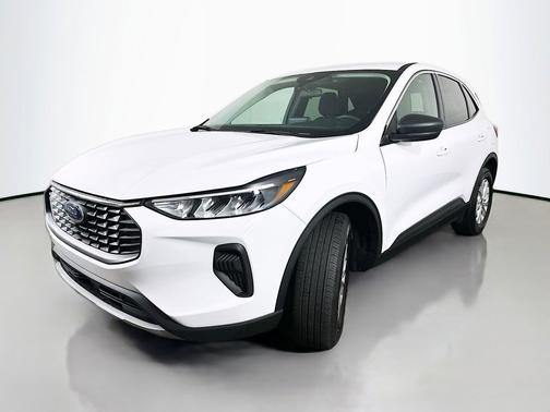 Oxford White 2023 Ford Escape Active