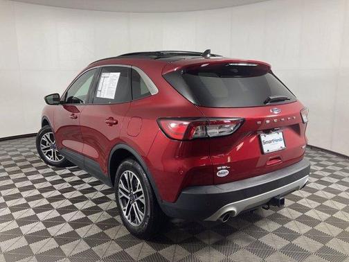 Photo 4 of 29 of 2020 Ford Escape SEL