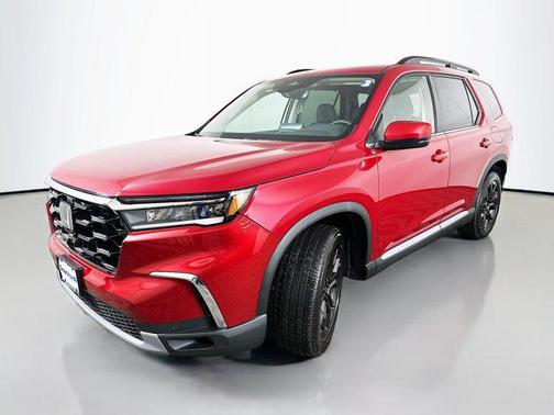 2025 Honda Pilot Touring 8-Passenger