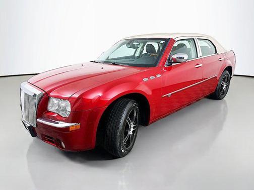 2010 Chrysler 300C Base