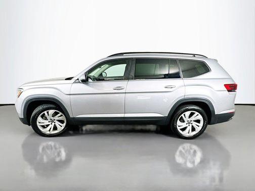 2022 Volkswagen Atlas 3.6L SE w/Technology