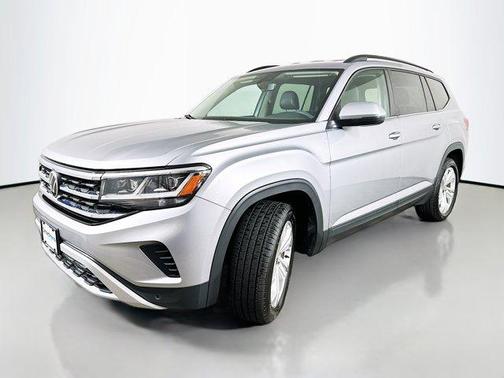 2022 Volkswagen Atlas 3.6L SE w/Technology