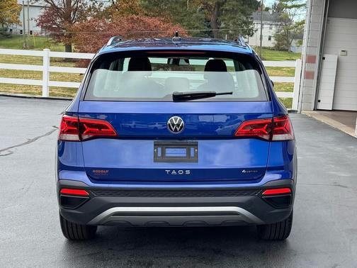 2022 Volkswagen Taos S 4MOTION