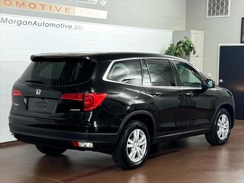 2017 Honda Pilot LX