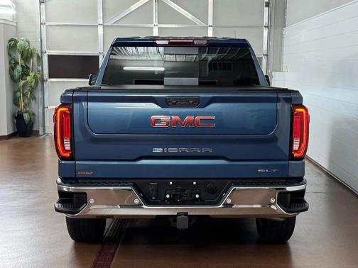 Downpour Metallic 2024 GMC Sierra 1500 SLT