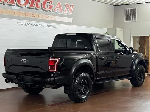 2017 Ford F-150 Raptor SuperCrew 4x4