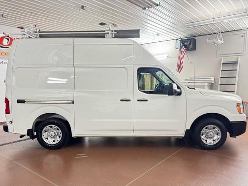2018 Nissan NV Cargo NV2500 HD SV V6