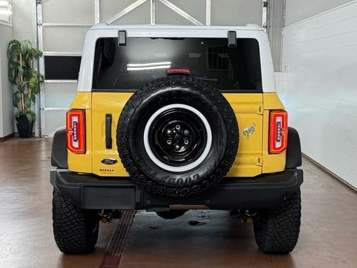 2024 Ford Bronco Heritage Limited Edition 2-Door