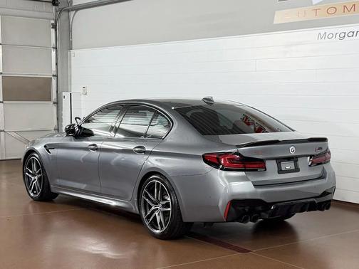 Skyscraper Grey Metallic 2023 BMW M5 Competition