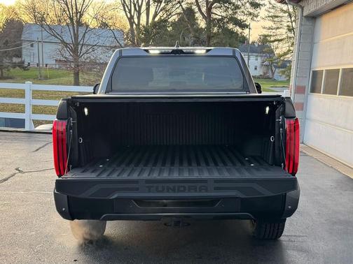 2023 Toyota Tundra SR5