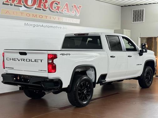 2025 Chevrolet Silverado 2500 Custom