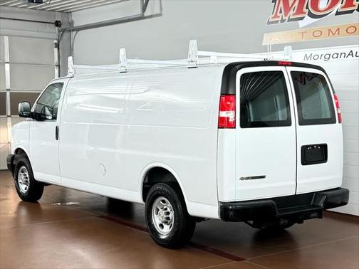 2022 Chevrolet Express 2500 2500 Cargo Extended 6.6L V8