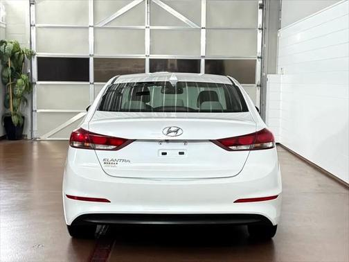 2017 Hyundai ELANTRA Value Edition