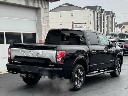 2021 Nissan Titan Platinum Reserve