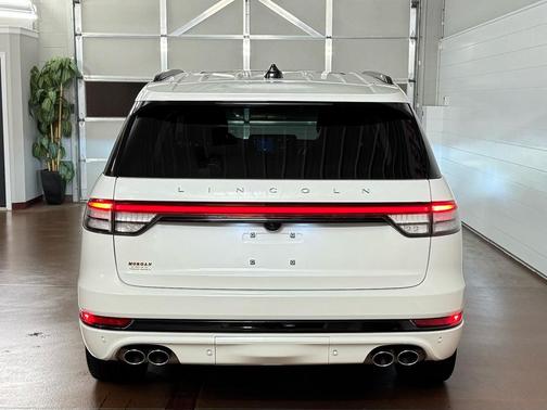 2025 Lincoln Aviator Reserve AWD