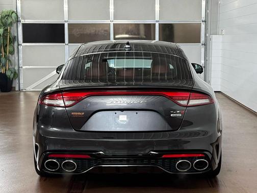 2022 Kia Stinger GT2 AWD V6