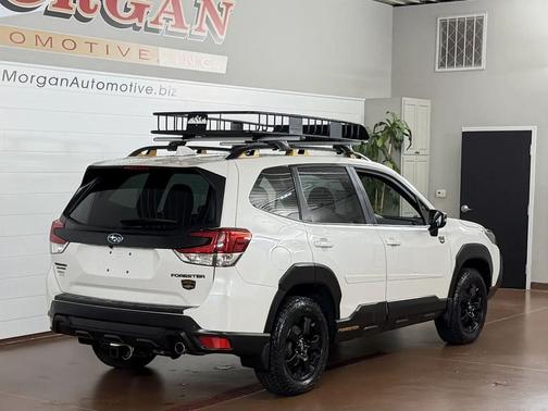 Crystal White Pearl 2023 Subaru Forester Wilderness