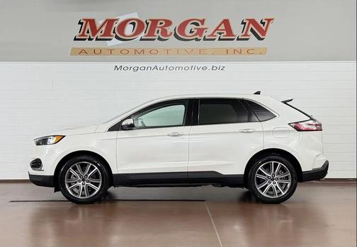 Star White Metallic Tri-Coat 2024 Ford Edge Titanium