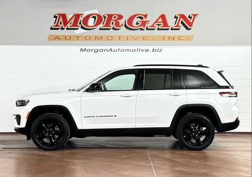 2022 Jeep Grand Cherokee Altitude