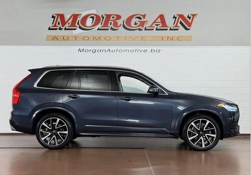 Denim Blue Metallic 2021 Volvo XC90 T6 Momentum