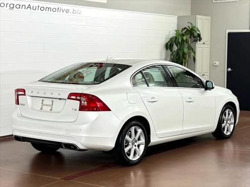 2016 Volvo S60 T5 Drive-E Premier