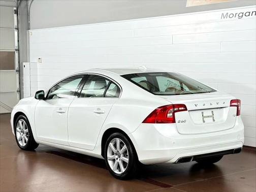 2016 Volvo S60 T5 Drive-E Premier