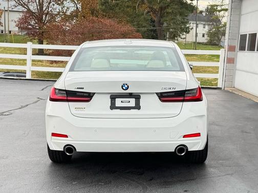 2023 BMW 330 330i xDrive