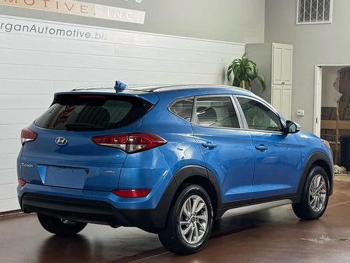 2017 Hyundai TUCSON SE Plus