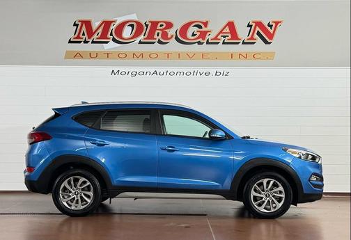 2017 Hyundai TUCSON SE Plus
