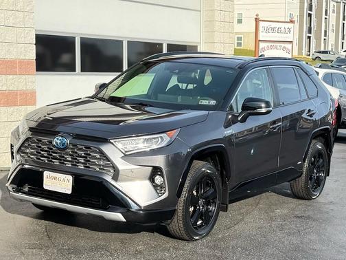 2020 Toyota RAV4 Hybrid SE