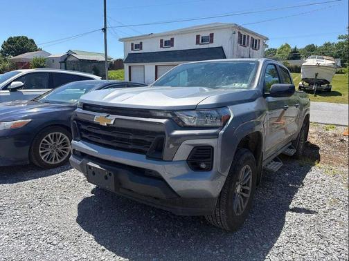 Sterling Gray Metallic 2024 Chevrolet Colorado LT