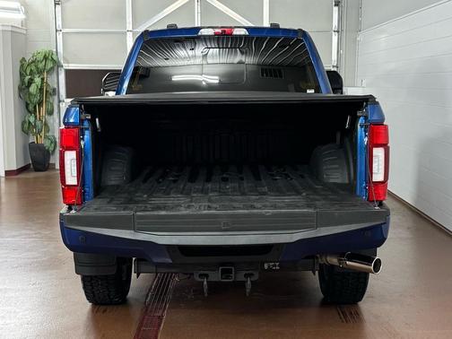 2022 Ford F-350 Platinum