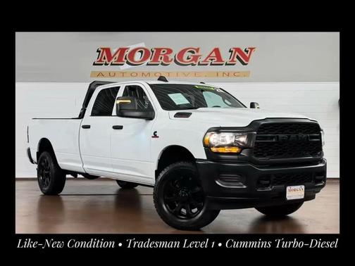 2024 RAM 3500 Tradesman Crew Cab 4x4 8' Box