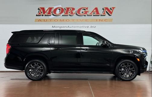 2024 Chevrolet Suburban RST