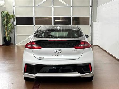 2019 Hyundai IONIQ Hybrid Limited