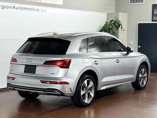 2023 Audi Q5 40 Premium