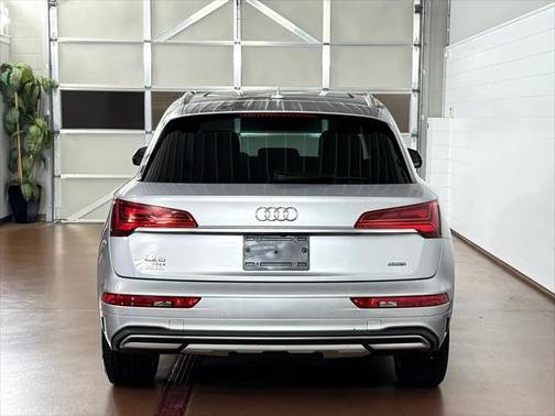 2023 Audi Q5 40 Premium