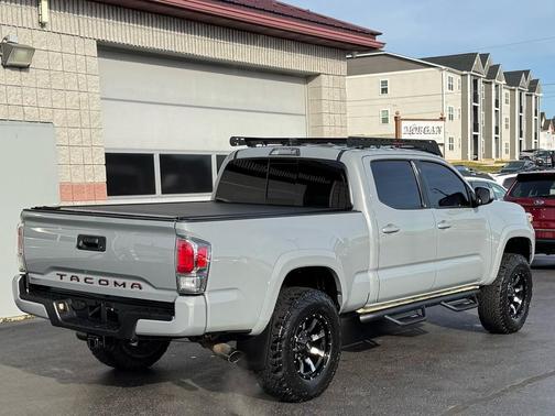 2021 Toyota Tacoma TRD Sport
