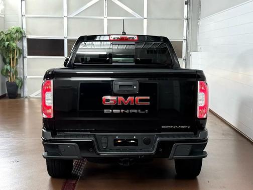 2022 GMC Canyon Denali